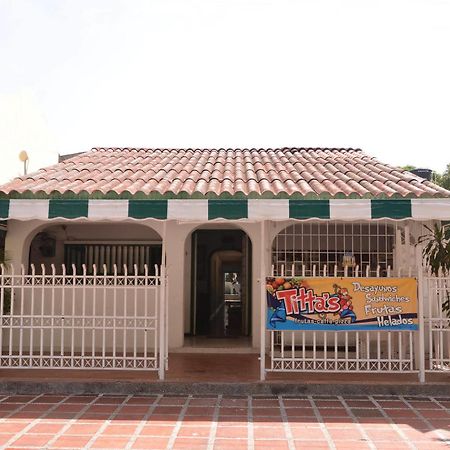 Hotel Vargas Airport Cartagena Eksteriør bilde
