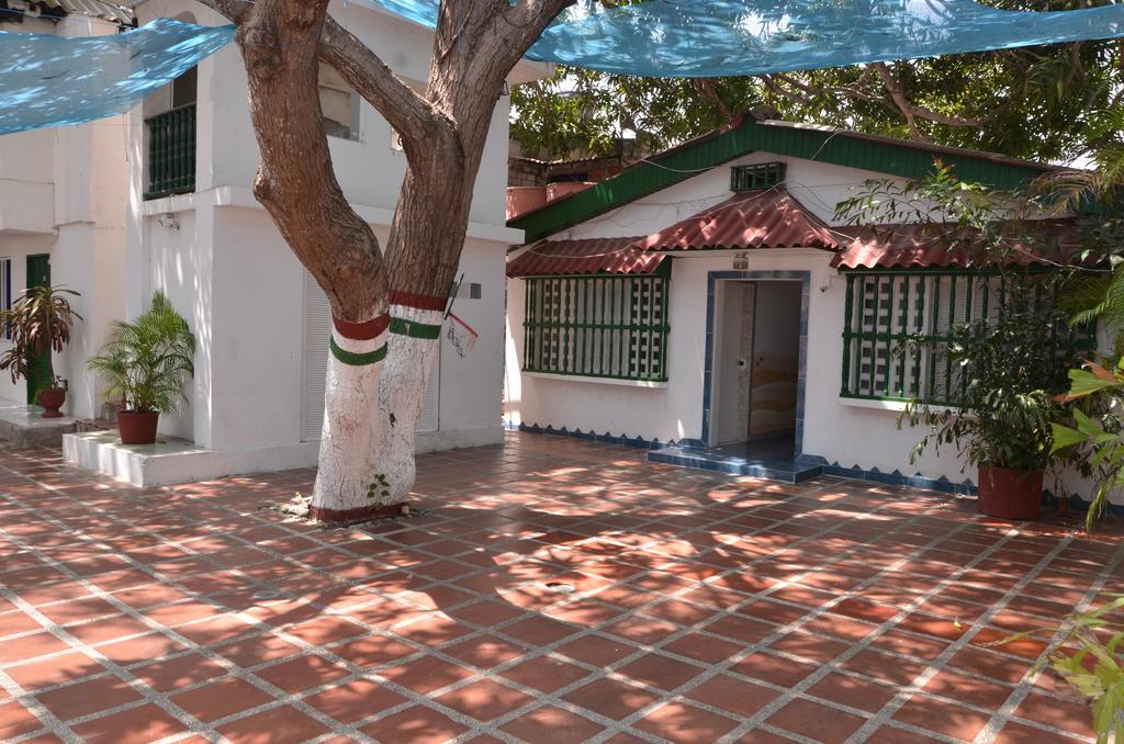 Hotel Vargas Airport Cartagena Eksteriør bilde