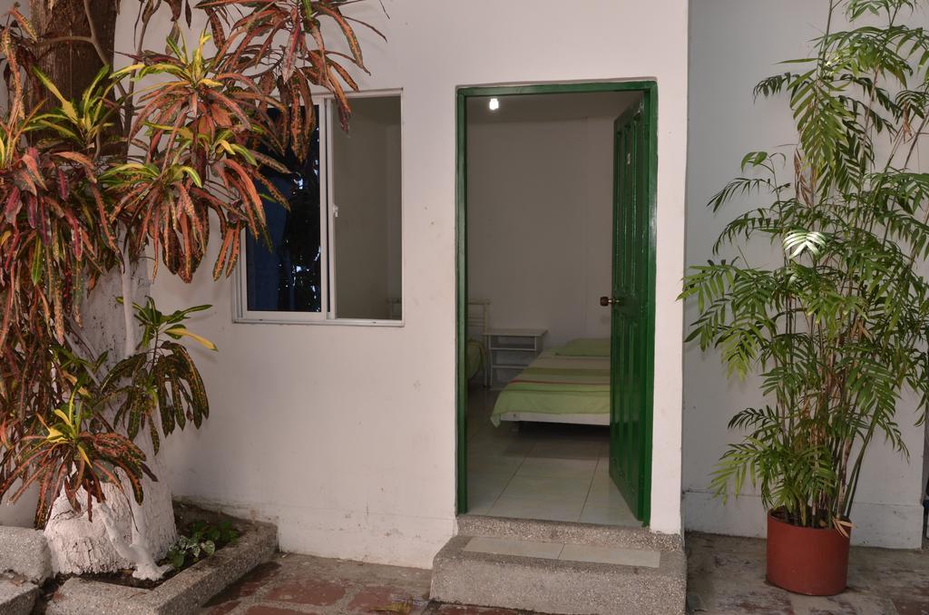 Hotel Vargas Airport Cartagena Eksteriør bilde