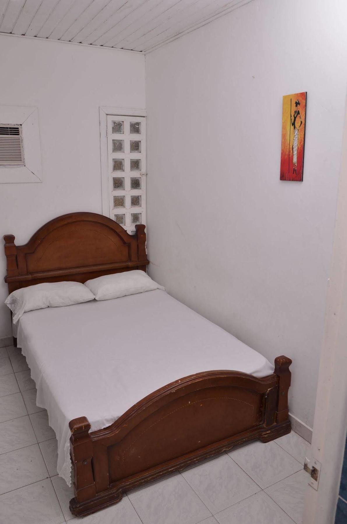 Hotel Vargas Airport Cartagena Eksteriør bilde